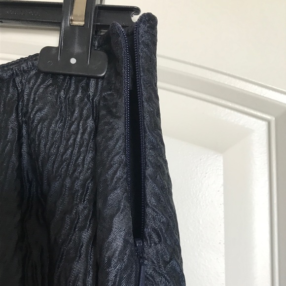 NWT Max & Co. Asymmetrical Black Textured Skirt - Picture 8 of 8